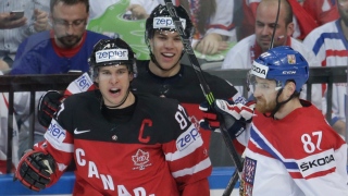 Sidney Crosby, Taylor Hall et Jordan Eberle Sidney Crosby, Taylor Hall et Jordan Eberle