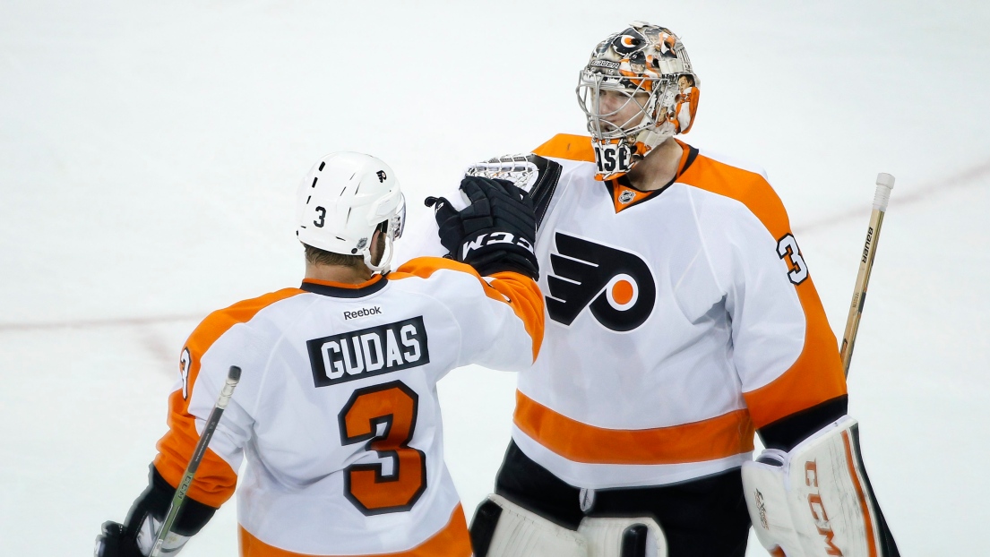 Radko Gudas et Steve Mason