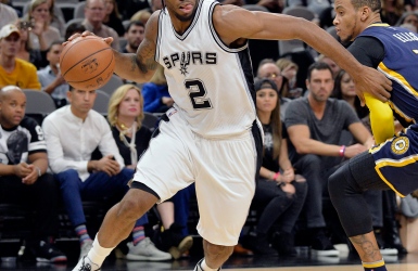 Kawhi Leonard attend le feu vert des médecins