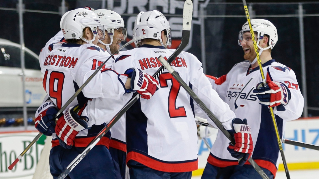 Nicklas Backstrom, Alex Ovechkin, Matt Niskanen et Karl Alzner 