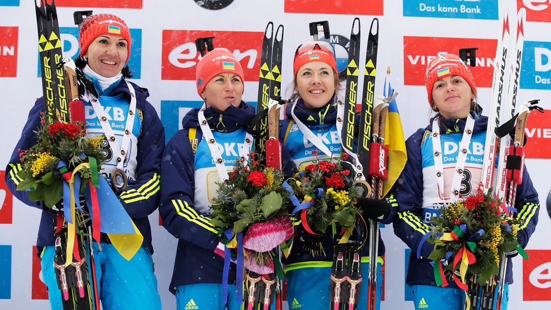 Iryna Varvynets, Yulia Dzhima, Valj Semerenko et Olena Pidhrushna