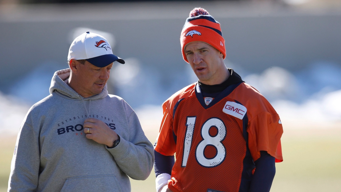 Rick Dennison et Peyton Manning