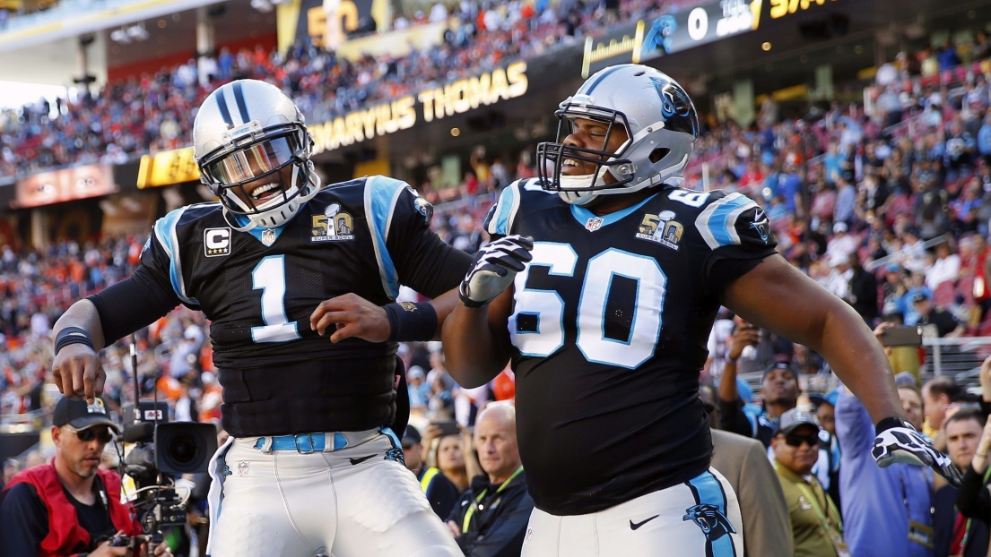 Cam newton et Daryl Williams