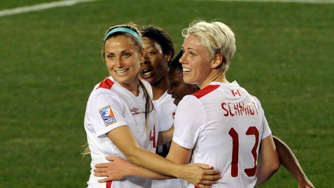 Shelina Zadorsky, Ashley Lawrence, Deanne Rose et Sophie Schmidt