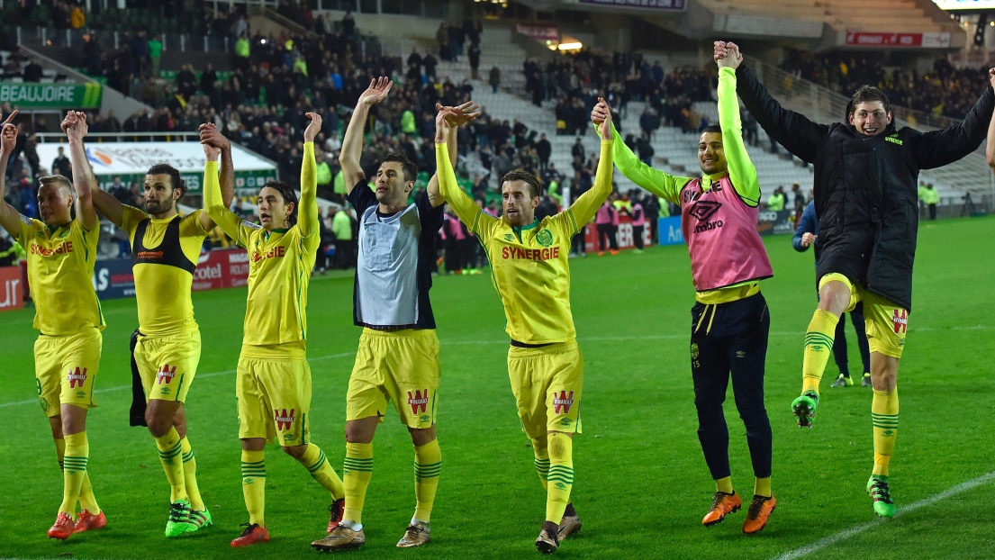 Les joueurs de Nantes célèbrent leur victoire.