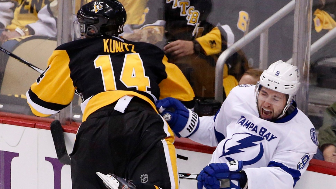 Chris Kunitz et Tyler Johnson