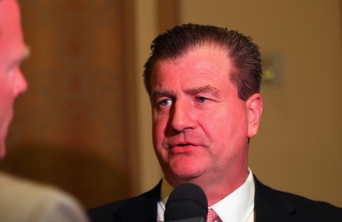 LNH : un nouveau contrat pour Jim Benning
