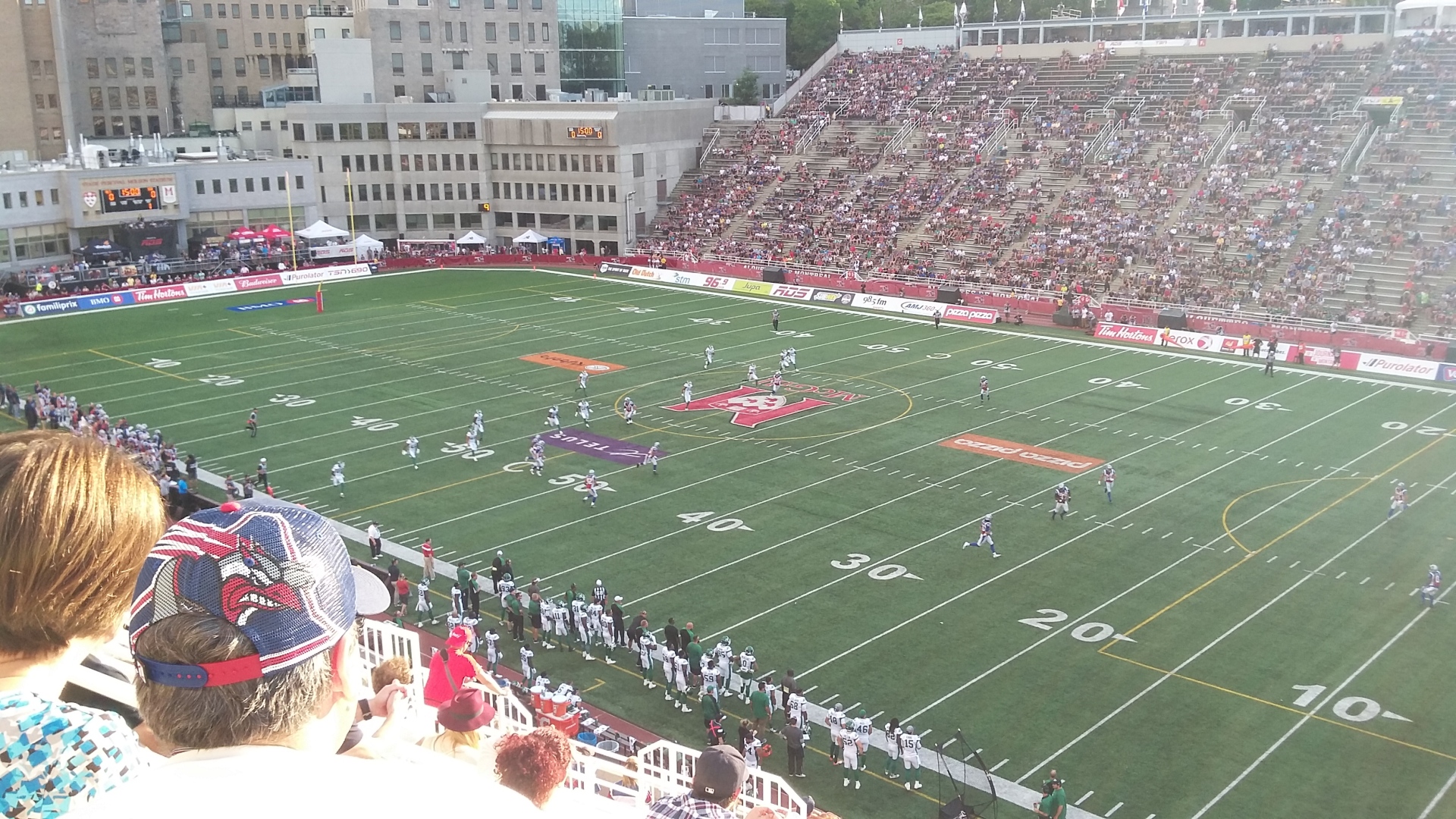 On peut quand même apercevoir qu’il y avait des sièges inoccupés au stade Percival-Molson vendredi soir contre les Roughriders de la Saskatchewan.