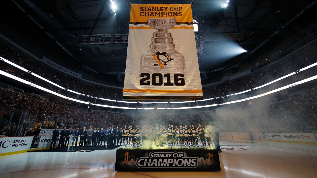 La bannière de la Coupe Stanley des Penguins