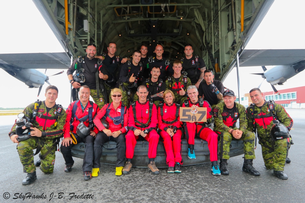 Équipe de parachutistes des Forces armées canadiennes Val d'Or