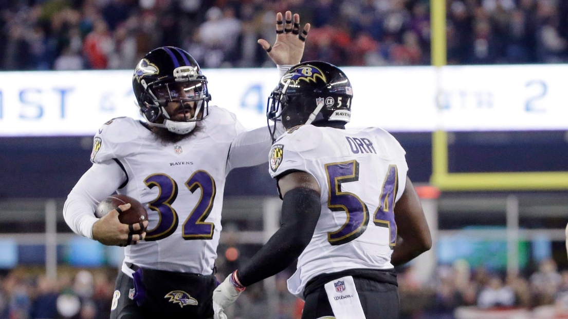 Eric Weddle et Zachary Orr 