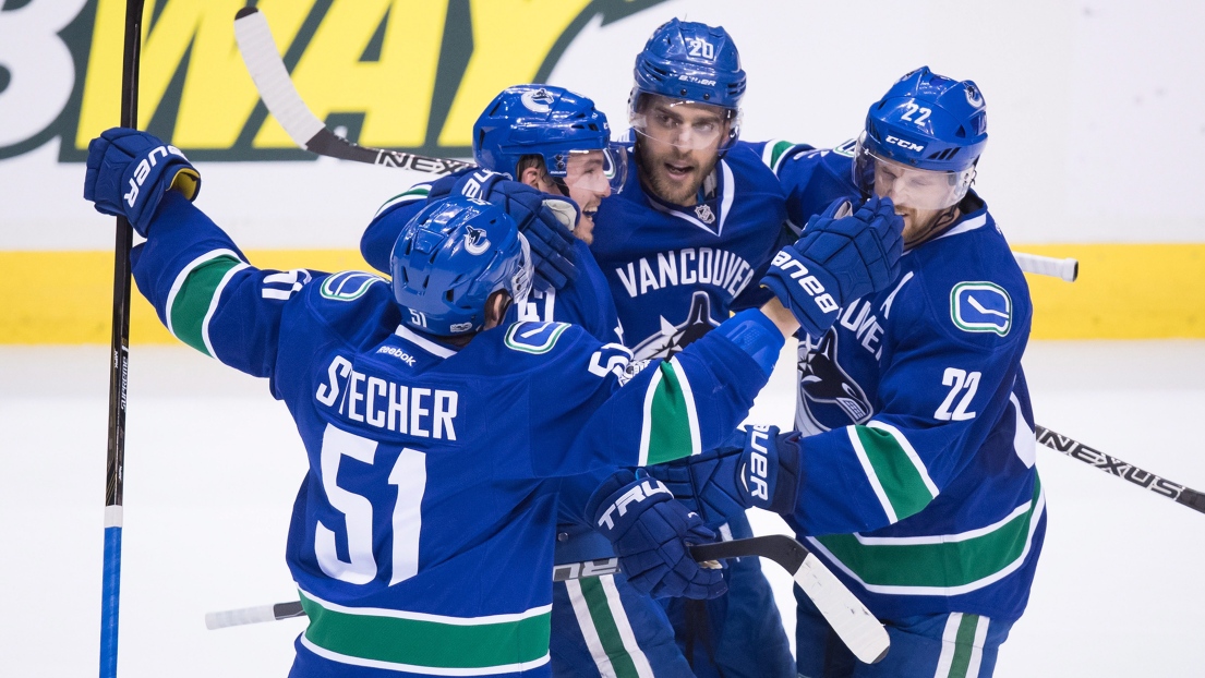 Troy Stecher, Sven Baertschi, Brandon Sutter et Daniel Sedin