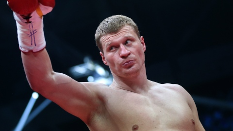 Alexander Povetkin accroche ses gants