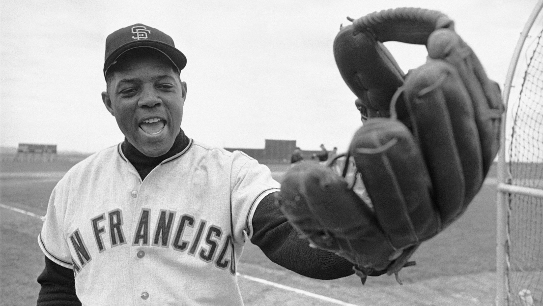 Le membre du Temple Willie Mays ratera le match hommage aux Ligues des ...