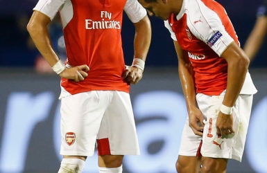 Arsenal : un transfert guette Ozil et Sanchez