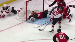 Le voilà le premier but de Hischier dans la LNH! Le voilà le premier but de Hischier dans la LNH!