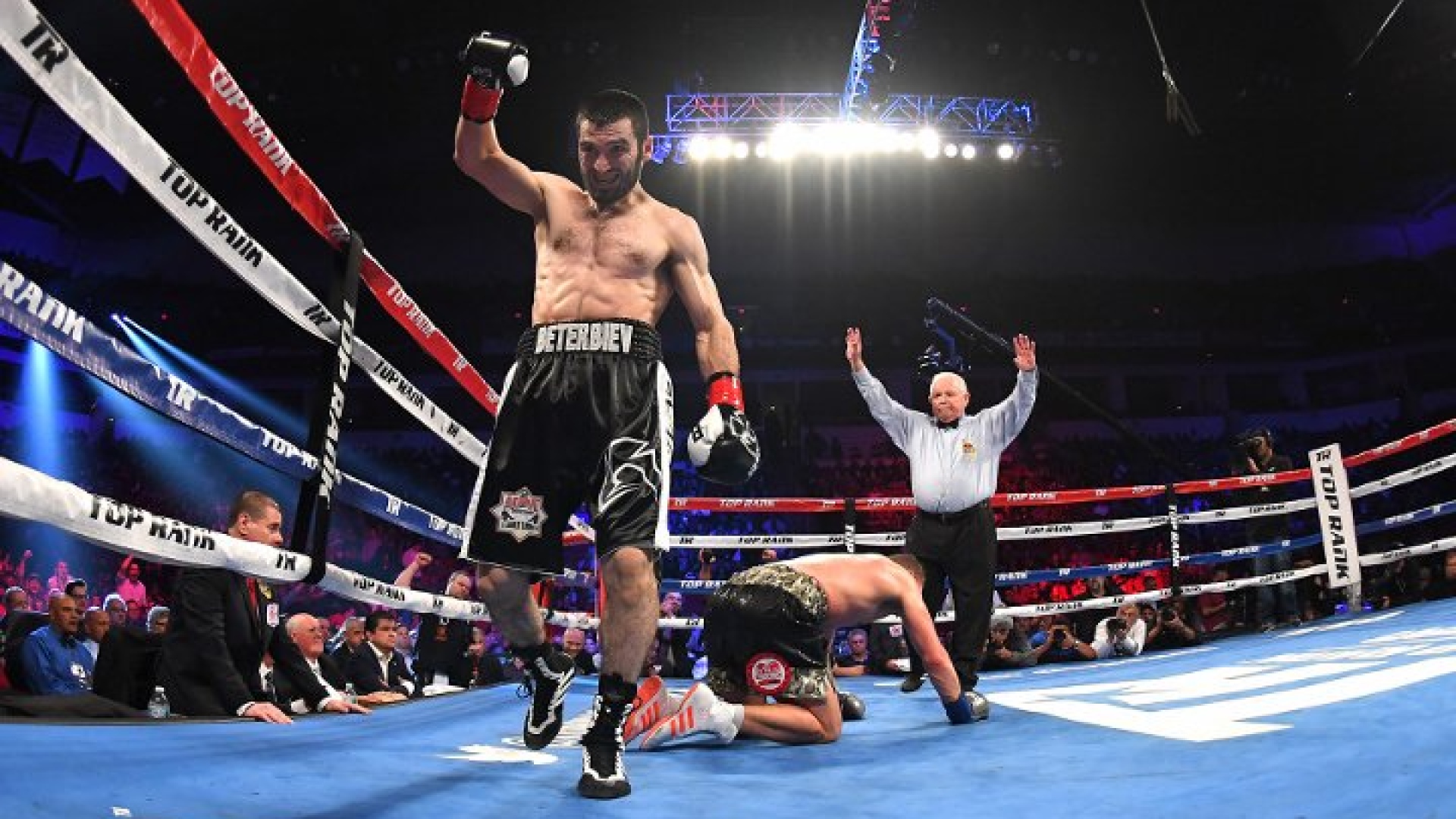 Artur Beterbiev