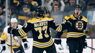 Sean Kuraly et Charlie McAvoy Sean Kuraly et Charlie McAvoy