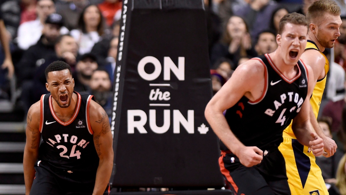 Norm Powell et Jakob Poeltl