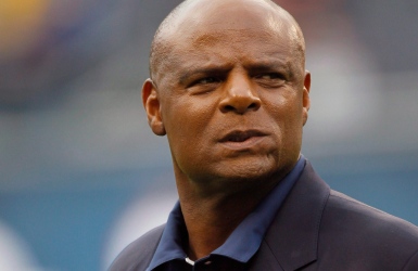 Warren Moon a nié les allégations d'harcèlement sexuel