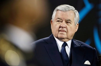 NFL : Jerry Richardson vendra les Panthers
