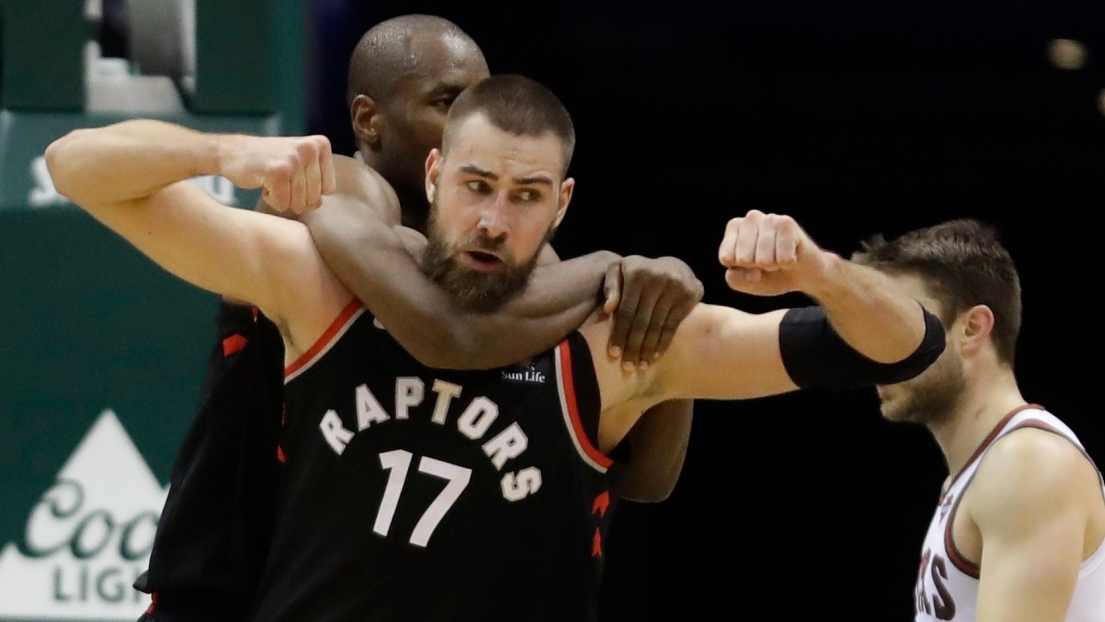 Jonas Valanciunas et Serge Ibaka