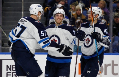 Rumeurs: les Jets seraient mieux de vendre?