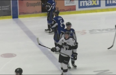 Batherson inscrit un 1er but avec l'Armada