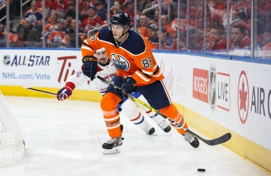 Brandon Davidson invité au camp des Hawks