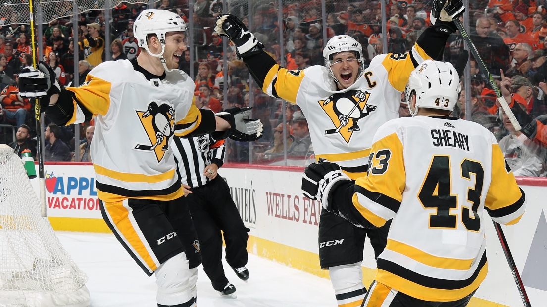 Jamie Oleksiak, Sidney Crosby et Conor Sheary