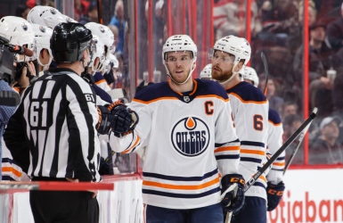 À travers la LNH : les Leafs libèrent Neuvirth
