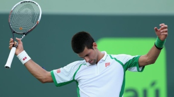 Djokovic défait Devvarman