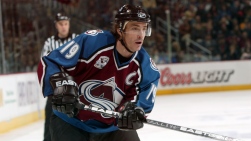 Joe Sakic.jpg