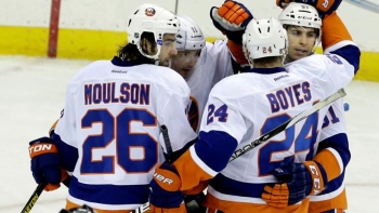 Islanders 3 - Devils 1