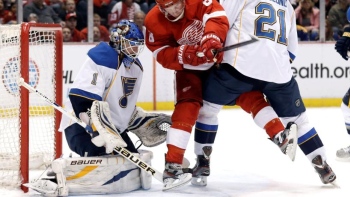 Blues 1 - Red Wings 0