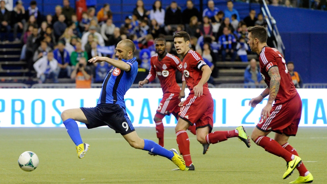 Marco Di Vaio contre le Toronto FC