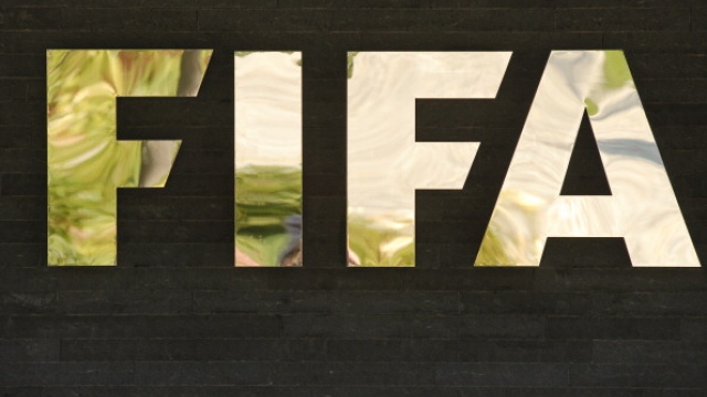 La FIFA suspend deux joueurs pour dopage