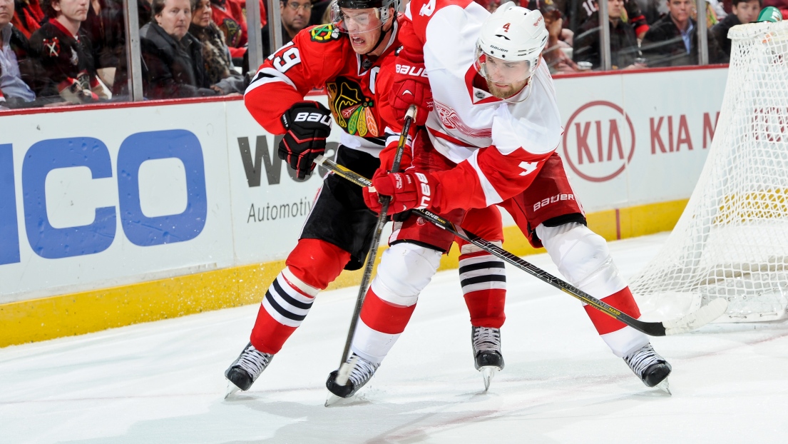 Jonathan Toews et Jakub Kindl