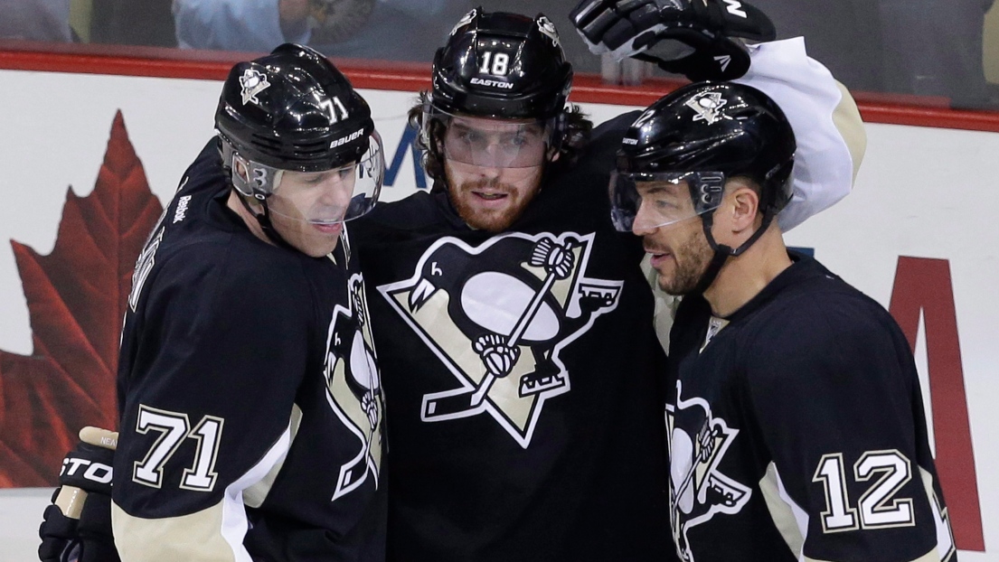 Evgeni Malkin, James Neal et Jarome Iginla