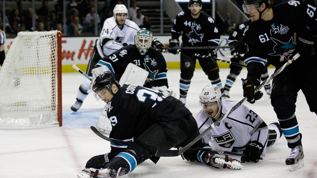 Logan Couture et Dustin Brown