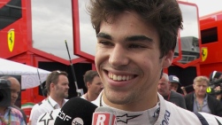 stroll2.jpg