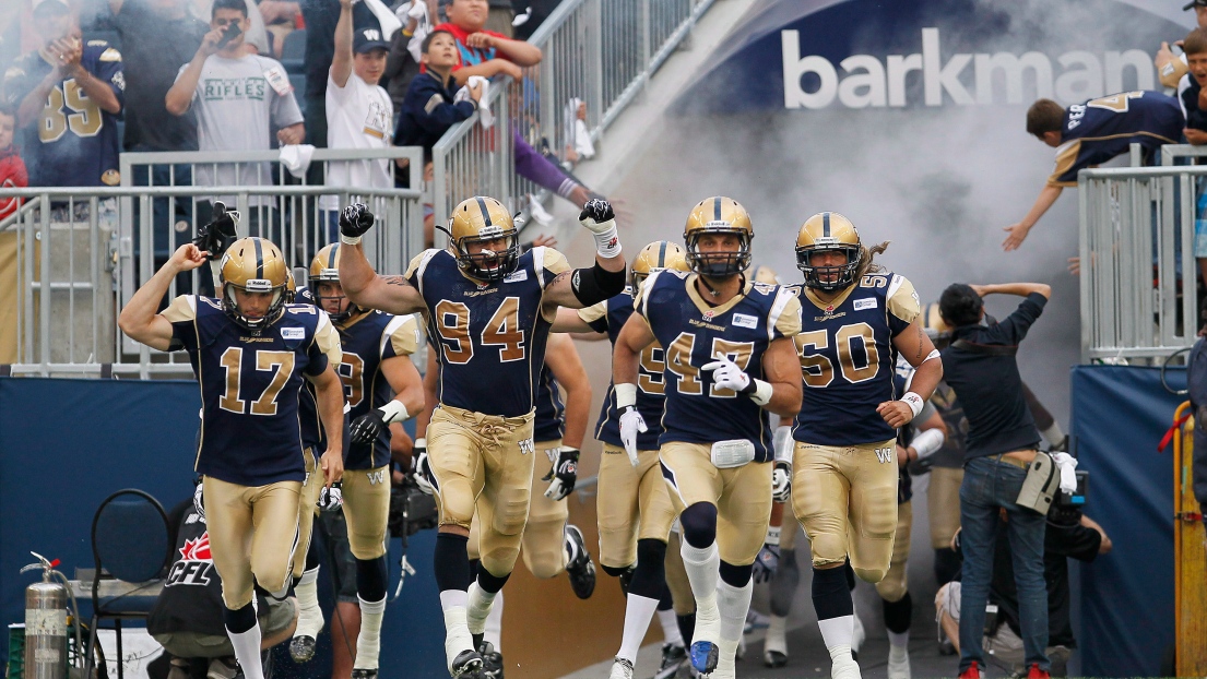 Les Blue Bombers arrivent!