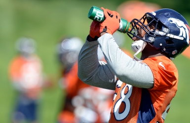 Von Miller prône l'approche de Spider-Man