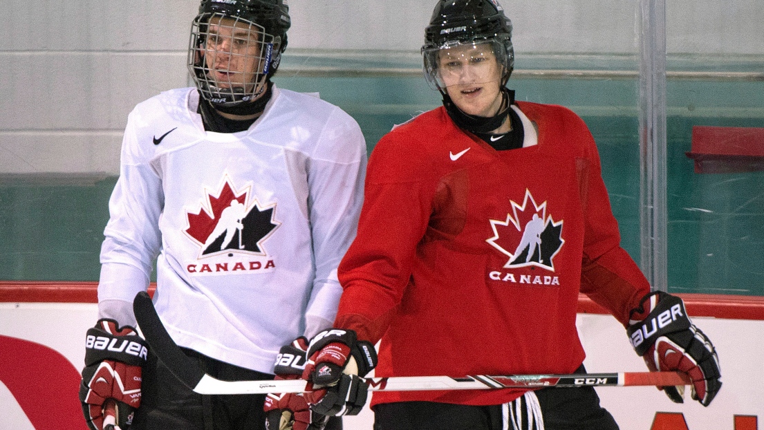 Connor McDavid et Nathan MacKinnon