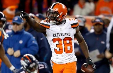 Les Browns évitent la ruade des Broncos Les Browns évitent la ruade des Broncos