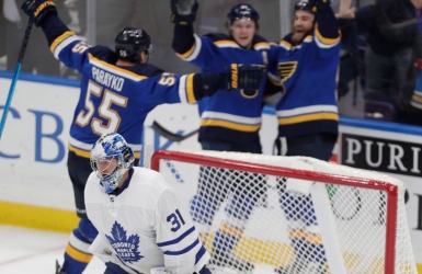 O'Reilly prolonge la séquence des Blues à 11