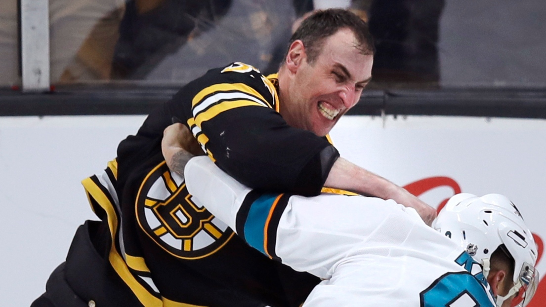 Zdeno Chara et Evander Kane