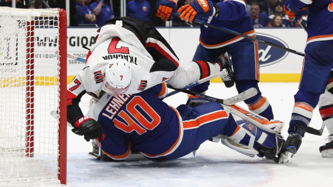 Brady Tkachuk et Robin Lehner