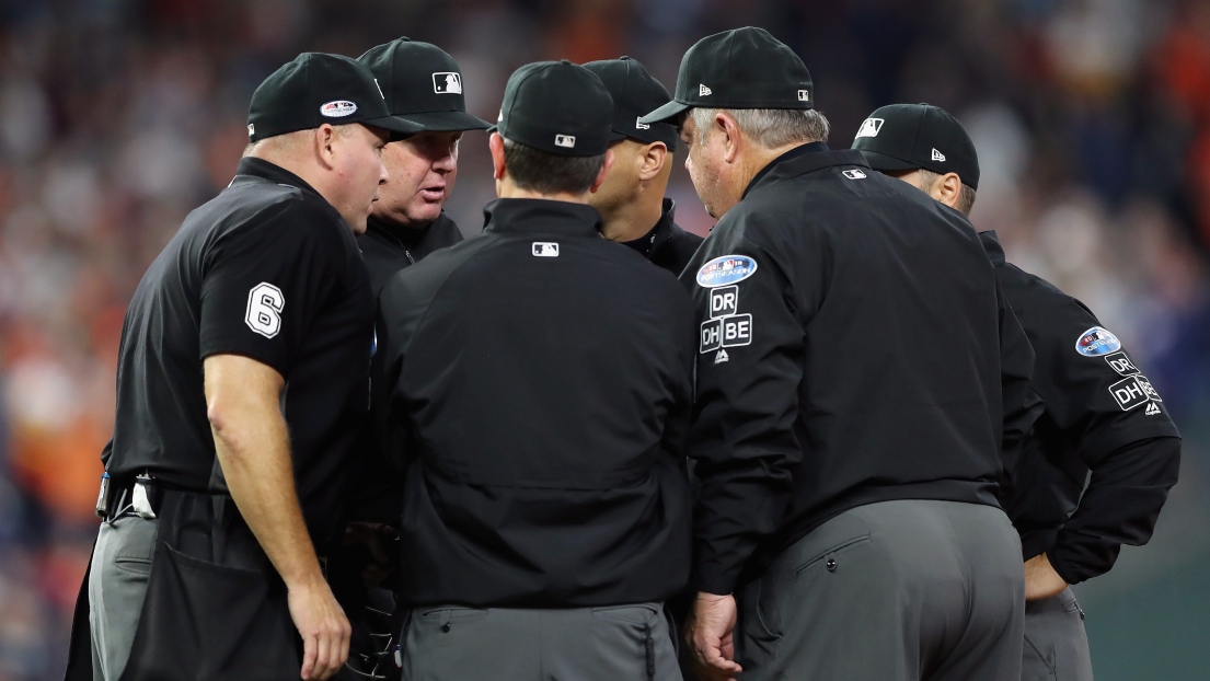 Des arbitres du Baseball majeur