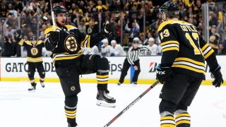 Marcus Johansson et Charlie Coyle Marcus Johansson et Charlie Coyle